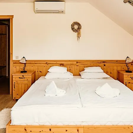 Kakukk Vendéglő Panzió Bánd