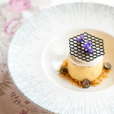 Alojamento de Acomodação e Pequeno-almoço Kakukk Vendéglő Panzió Bánd