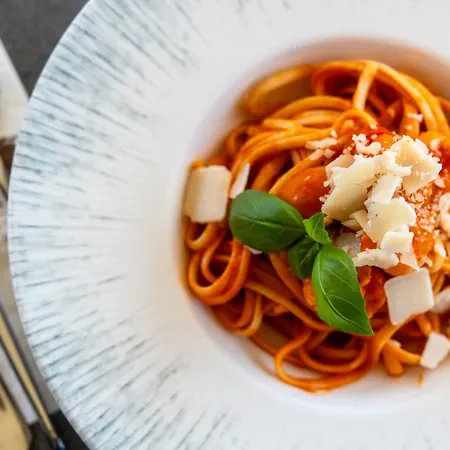 Kakukk Vendéglő Panzió 4*