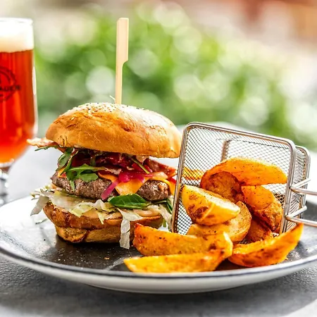 Kakukk Vendeglo Panzio Oda ve Kahvaltı 4*