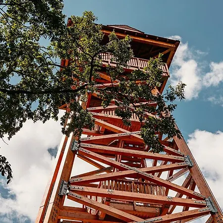 Kakukk Vendeglo Panzio 4* Bánd