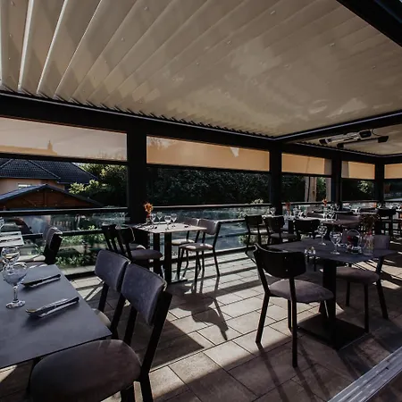 Kakukk Vendeglo Panzio 4* Bánd