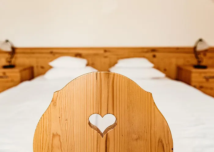 Kakukk Vendeglo Panzio Bed & Breakfast Bánd