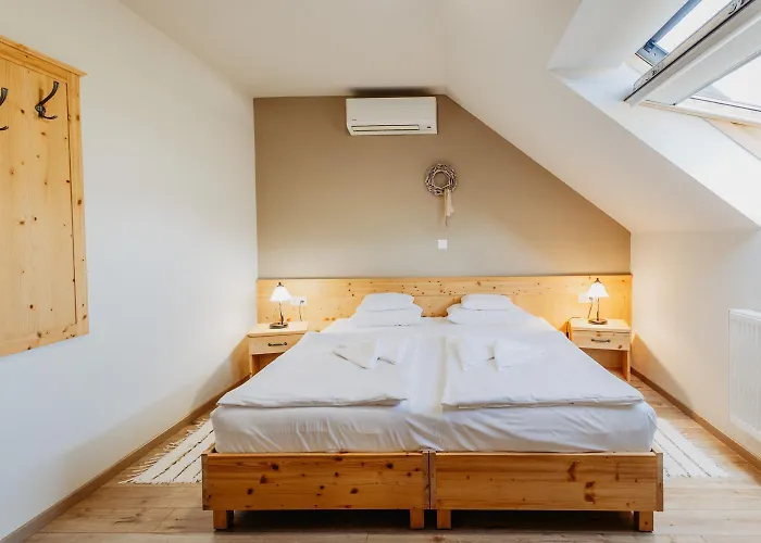 Bed & Breakfast Kakukk Vendeglo Panzio 4*