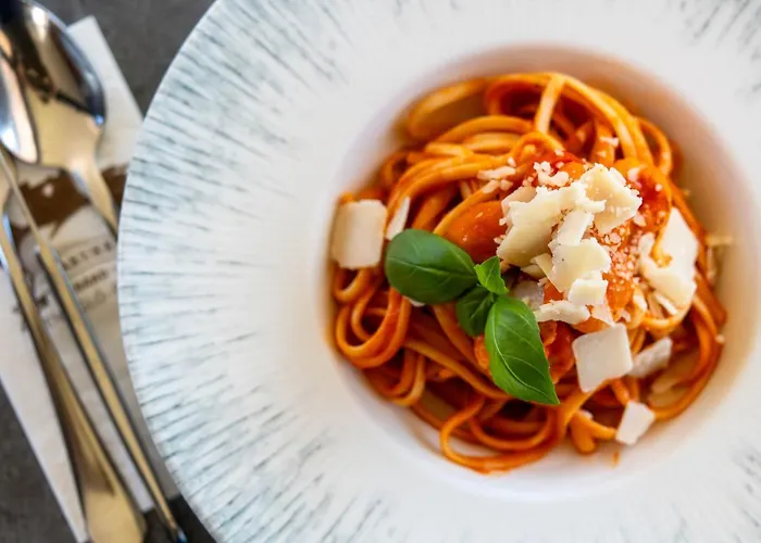 Kakukk Vendeglo Panzio 4*