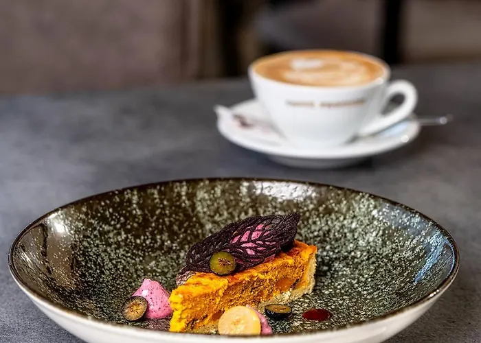 Kakukk Vendeglo Panzio Bed & Breakfast Bánd