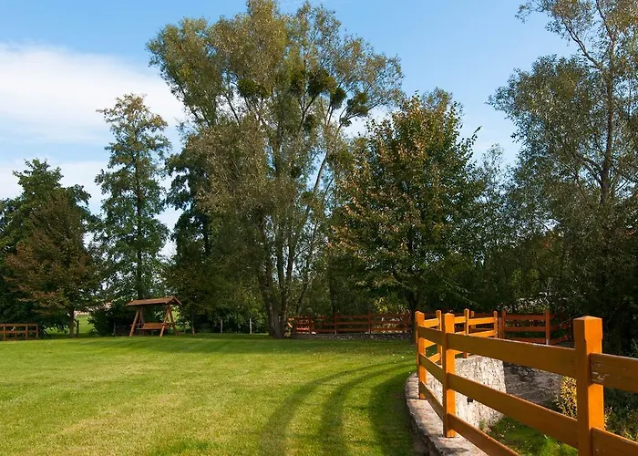 Kakukk Vendeglo Panzio